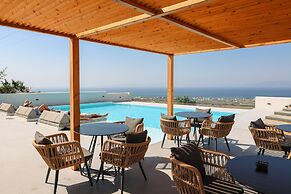 North Wind Luxury Suites