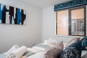 4br-8guests-balcony-beachview-pool-pets