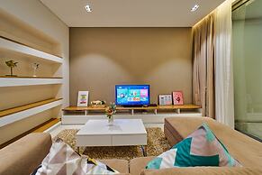 Modern 4 BR villa-golf view for family