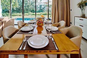 Modern 4 BR villa-golf view for family