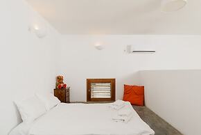 Secret Garden by TLV2RENT