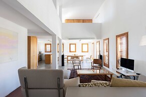 Secret Garden by TLV2RENT