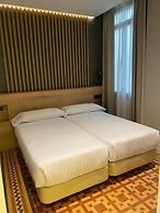 Fontanella by BCN URBAN ROOMS