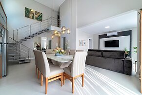 Aluguel Apartamento Garden com Jacuzzi e Terraço com Piscina - 883