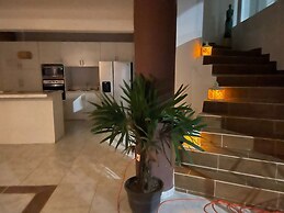 Confortable y amplio estudio D9