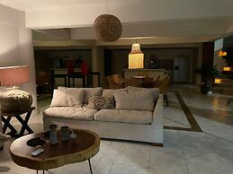 Confortable y amplio estudio D9