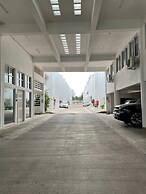 Confortable y amplio estudio D9