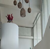 Confortable y amplio estudio D9