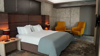 Aniroc Signature Hotel