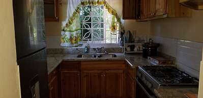Holiday House at Villa Montego