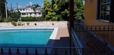 Holiday House at Villa Montego
