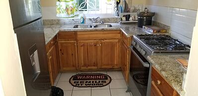 Holiday House at Villa Montego