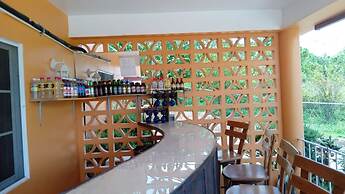 Holiday House at Villa Montego