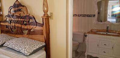 Holiday House at Villa Montego