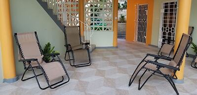 Holiday House at Villa Montego