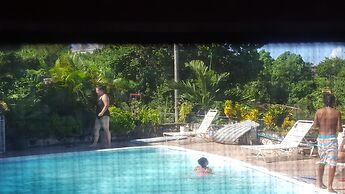 Holiday House at Villa Montego