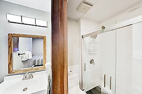 3 Bedroom Condo in Keystone - West Keystone