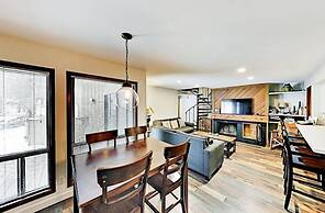 3 Bedroom Condo in Keystone - West Keystone
