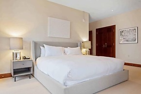 4 Bedroom Luxury Residence at Solaris Residences