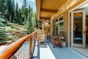 2 Bedroom Ski-in, Ski-out Condo at The Timbers