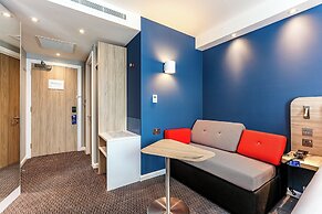 Holiday Inn Express Fleet by IHG
