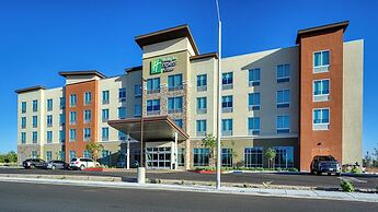 Holiday Inn Express & Suites Ridgecrest - China Lake by IHG