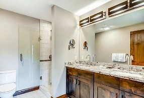 Luxury 4 Bedroom Condo on Main Street in Downtown Breckenridge