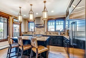 Luxury 4 Bedroom Condo on Main Street in Downtown Breckenridge