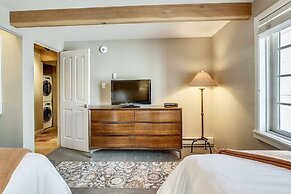 Downtown Aspen 2 Bedroom Condo