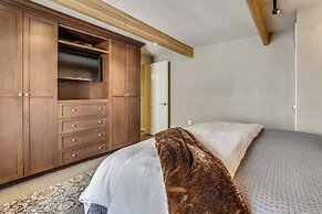 Downtown Aspen 2 Bedroom Condo
