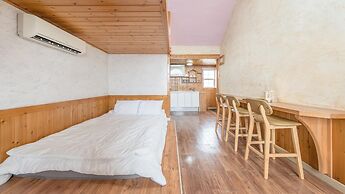 Ganghwa Gichayeohaeng Pension