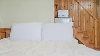 Ganghwa Gichayeohaeng Pension