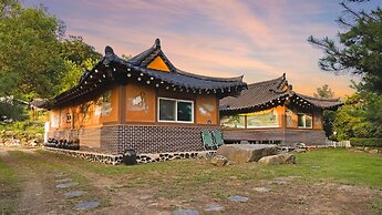 Ganghwa Gichayeohaeng Pension