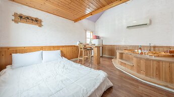 Ganghwa Gichayeohaeng Pension