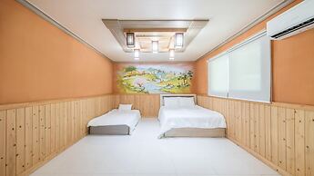 Ganghwa Gichayeohaeng Pension