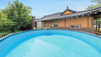 Ganghwa Gichayeohaeng Pension