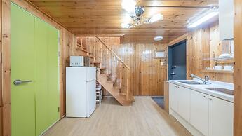 Ganghwa Gichayeohaeng Pension