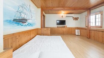 Ganghwa Gichayeohaeng Pension