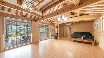 Ganghwa Gichayeohaeng Pension