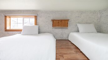 Ganghwa Gichayeohaeng Pension