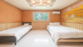 Ganghwa Gichayeohaeng Pension