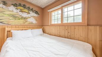 Ganghwa Gichayeohaeng Pension