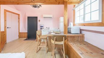 Ganghwa Gichayeohaeng Pension