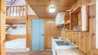 Ganghwa Gichayeohaeng Pension