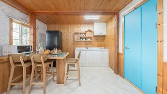 Ganghwa Gichayeohaeng Pension