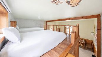 Ganghwa Gichayeohaeng Pension