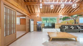 Ganghwa Gichayeohaeng Pension