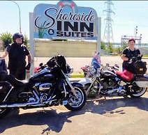 Shoreside Inn & Suites