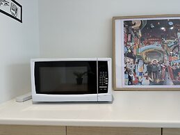 Airone Capsule Hotel