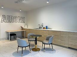 Airone Capsule Hotel